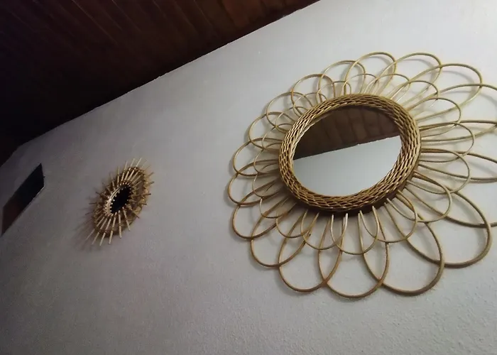 Maison Au Coeur D'un Petit Village *